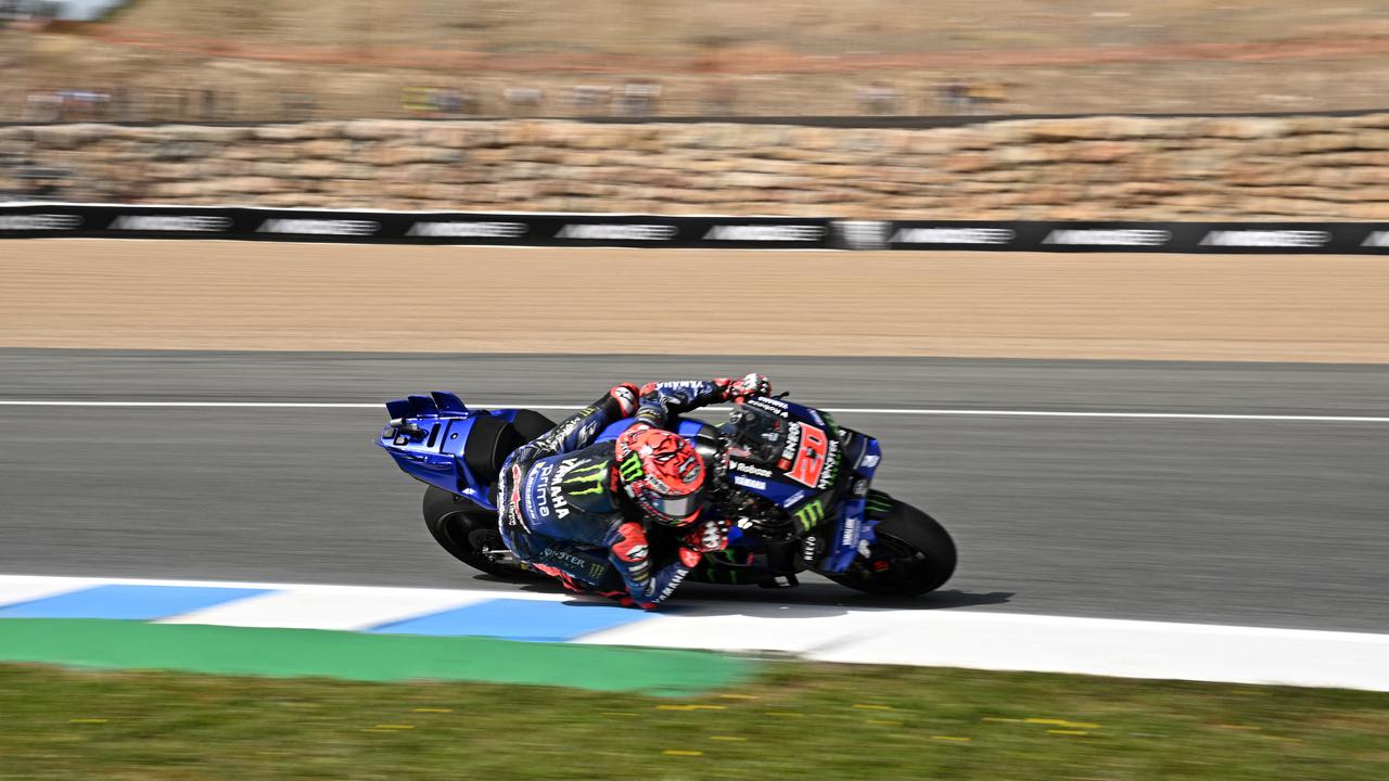 Fabio Quartararo beraksi di MotoGP Spanyol 2025