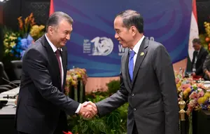 Presiden Joko Widodo atau Jokowi Melakukan pertemuan bilateral dengan Perdana Menteri (PM) Tajikistan Qohir Rasulzoda di sela-sela Konferensi Tingkat Tinggi (KTT) World Water Forum ke-10, di Bali, Senin (20/5/2024). (Foto: Muchlis Jr - Biro Pers Sekretariat Presiden)