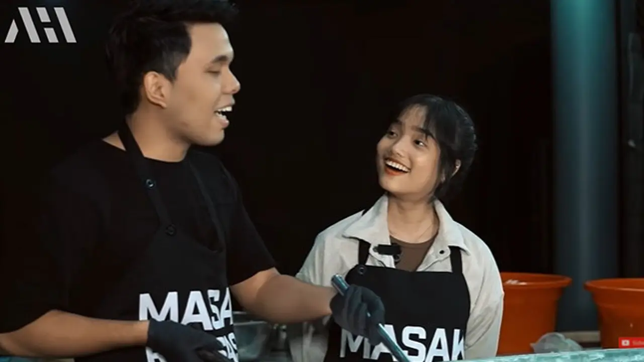 Sama-Sama dari Padang, Ini 6 Potret Fuji dan Thariq Halilintar Kolab Bareng