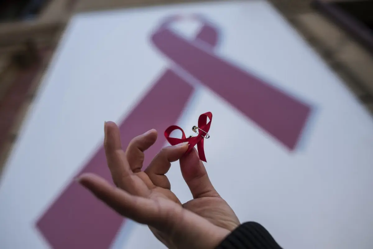 Hari AIDS Sedunia, Kenali Tanda dan Gejala HIV Lebih Dini