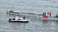 Kementerian Kelautan dan Perikanan (KKP) resmi menyegel pagar laut sepanjang 30,16 kilometer (km) di pesisir Kabupaten Tangerang. (Foto: KKP)