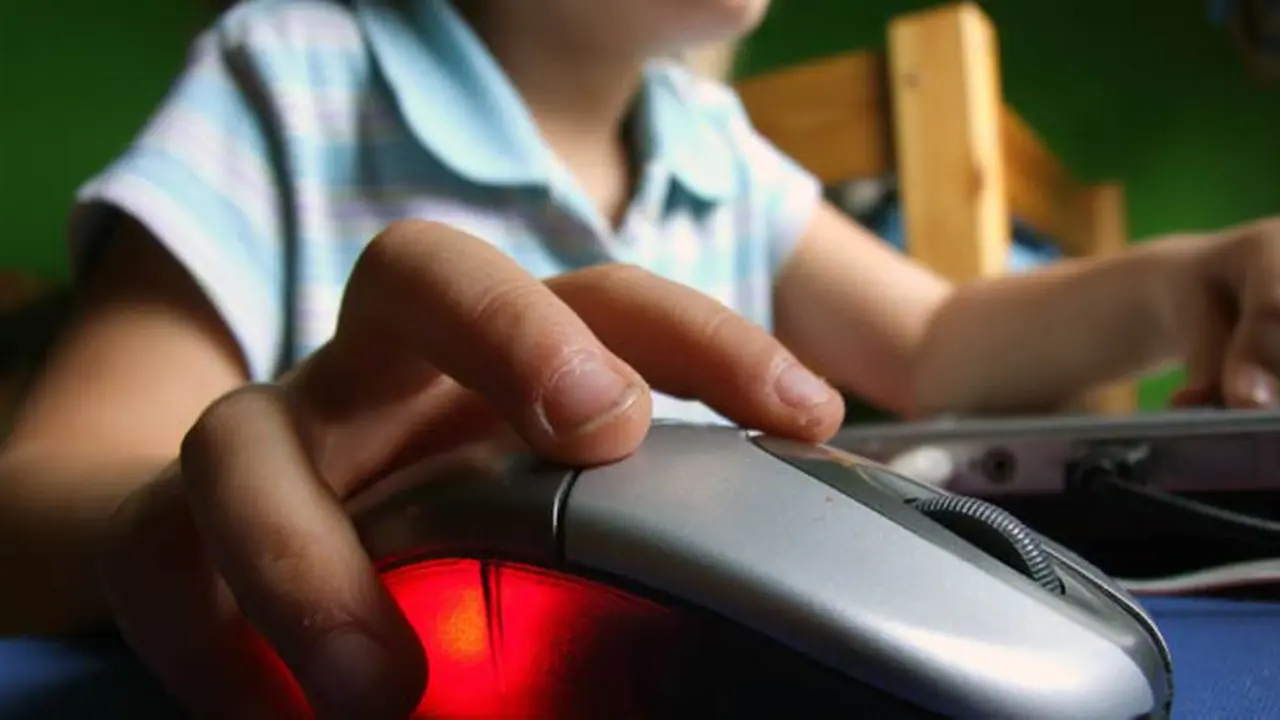 internet-anak-140219b.jpg