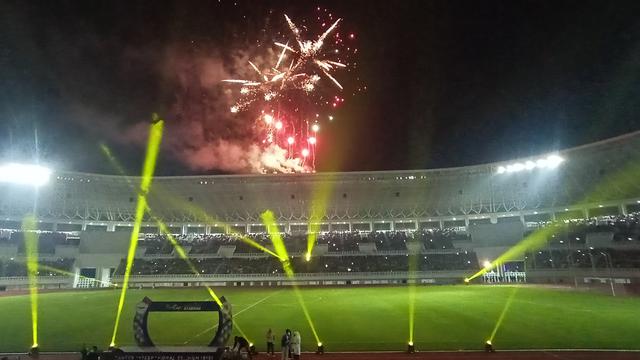 Banten International Stadium (BIS), stadion bertaraf internasional pertama di Provinsi Banten diresmikan.