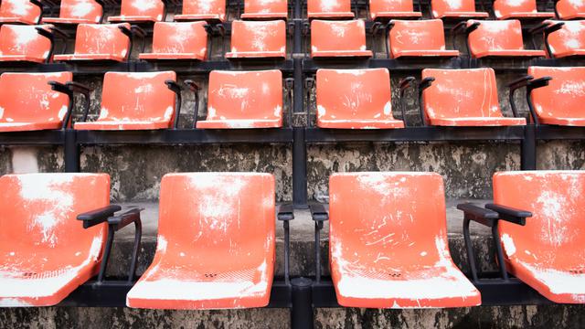Ilustrasi bangku stadion, kericuhan, kerusuhan di stadion