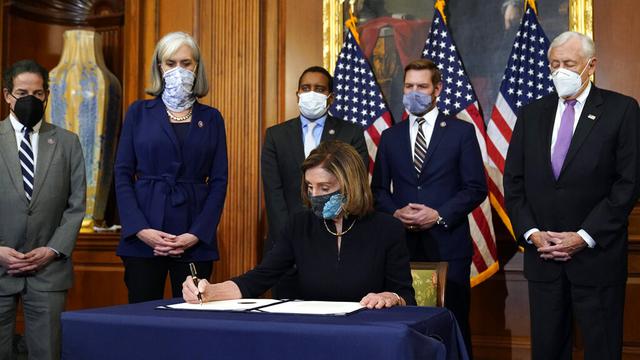 FOTO: Donald Trump Kembali Dimakzulkan DPR Amerika Serikat