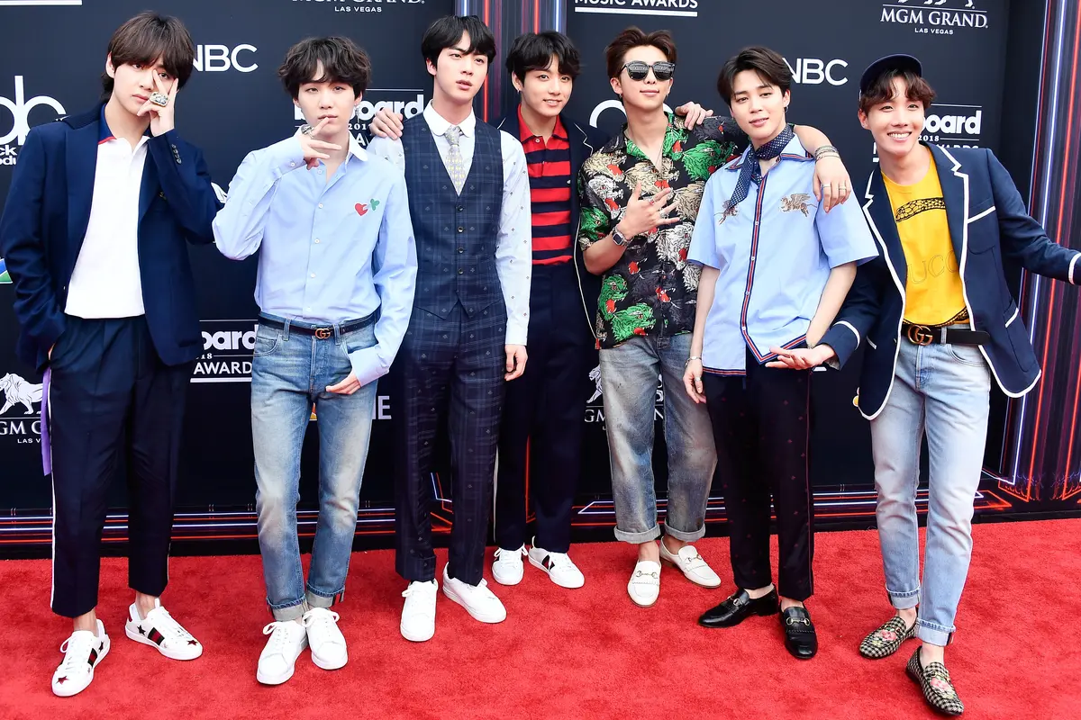 [Bintang] Intip Lagi Penampilan Keren BTS di Billboard Music Awards 2018