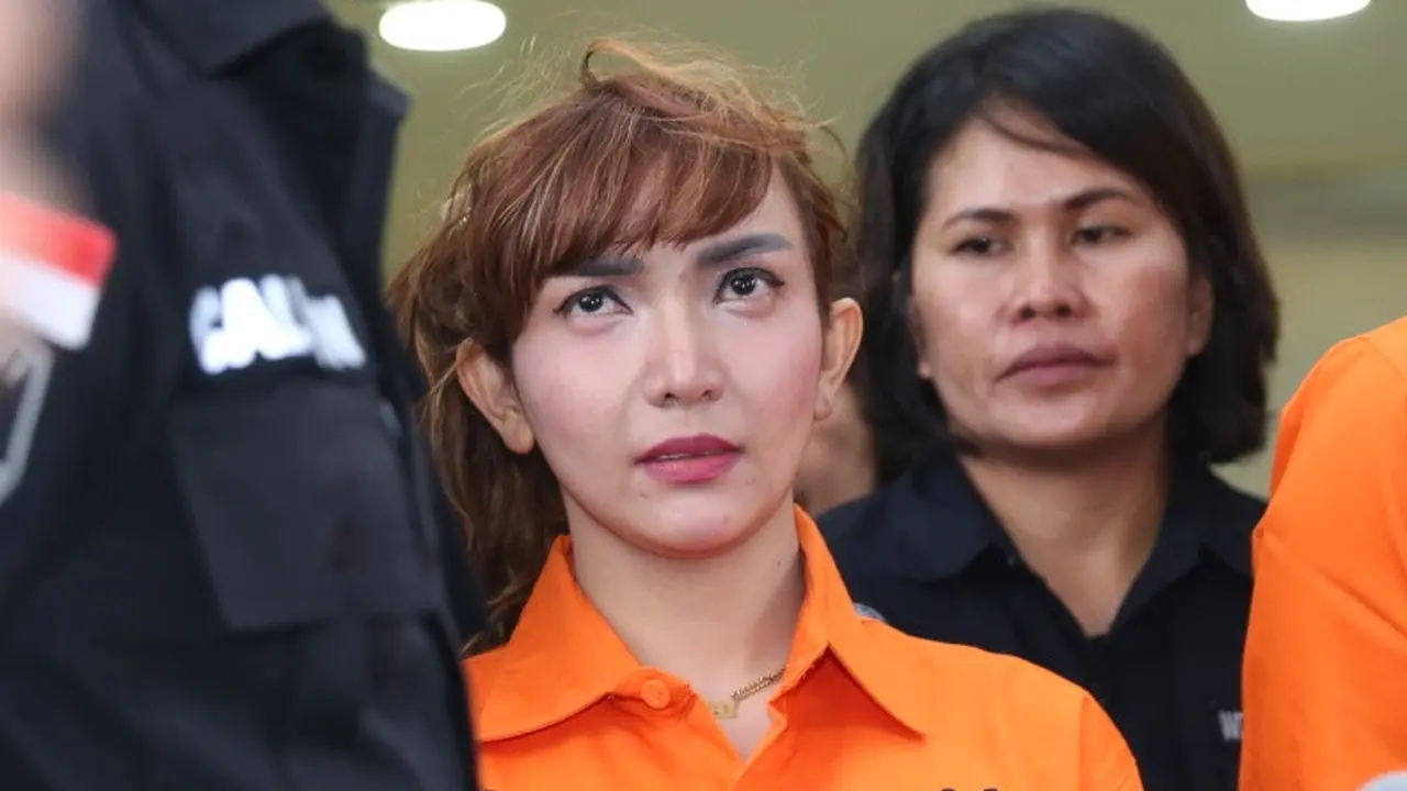 [Bintang] Roro Fitria