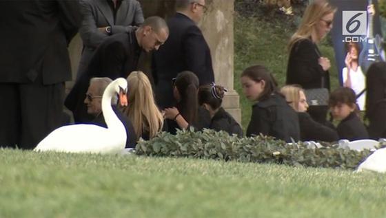 Chester Bennington ‘Linkin Park’ Meninggal Gantung Diri