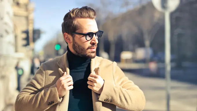 5 Cara Memilih Style Fashion Pria Sesuai Karakter, Bikin Penampilan Lebih Stylish