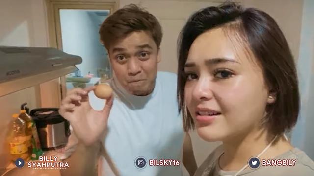 7 Momen Mesra Billy Syahputra Masak Bareng Amanda Manopo