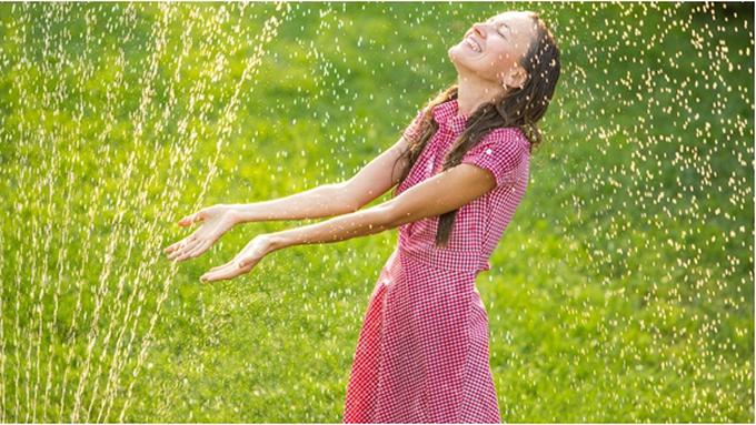 Foto Orang Lagi Jatuh Cinta - Foto Foto Keren