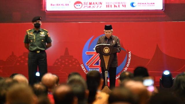 Wakil Presiden (Wapres) Ma'ruf Amin saat Menghadiri Peringatan Hari HAM Sedunia di Hotel Bidakara pada Senin (12/12/2022)