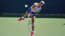 Petenis Indonesia Janice Tjen melaju ke babak kedua turnamen grand slam US Open 2025 usai menumbangkan wakil Rusia, Veronika Kudermetova. (AP Photo/Frank Franklin II)