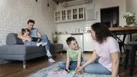 Jangan Lakukan, Ini Kesalahan Fatal dalam Parenting yang Runtuhkan Kepercayaan Diri Anak