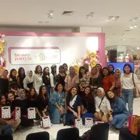 Belajar pentingnya self love serta bikin alis yang kece bareng beautypreneur Anggie Rassly.