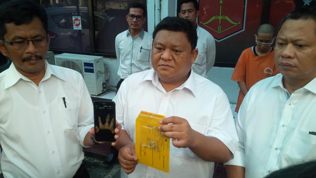 Berlatih Drama di Mal, David Paksa Mahasiswi Pasang Cincin