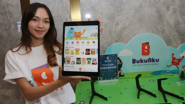 Menumbuhkan Membaca Sejak Dini Melalui Aplikasi Perpustakaan Digital BukuAku