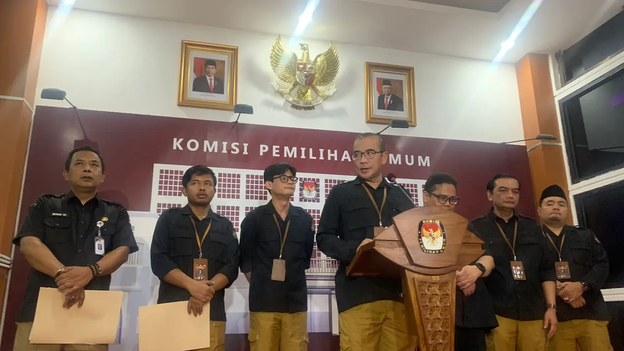 Komisi Pemilihan Umum (KPU) telah menerima berkas bakal calon legislatif (bacaleg) dari 18 partai politik peserta Pemilu 2024 pada Minggu, (14/5/2023).