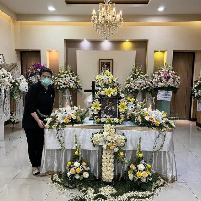 Tina Toon Bagikan Kabar Duka, Sang Nenek Meninggal Dunia Desember 2022