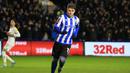 Hanya berselang tiga belas menit, Sheffield Wednesday berhasil menggandakan keunggulan menjadi 2-0 lagi-lagi melalui gol yang dicetak John Windass. (AFP/Lindsey Parnaby)