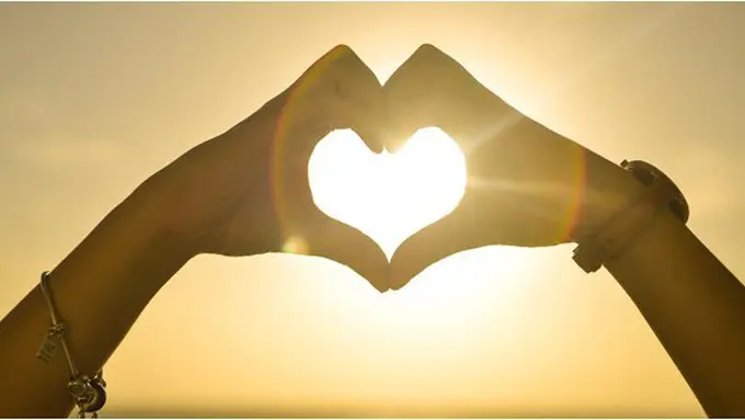 Jatuh Cinta/copyright Stokpic