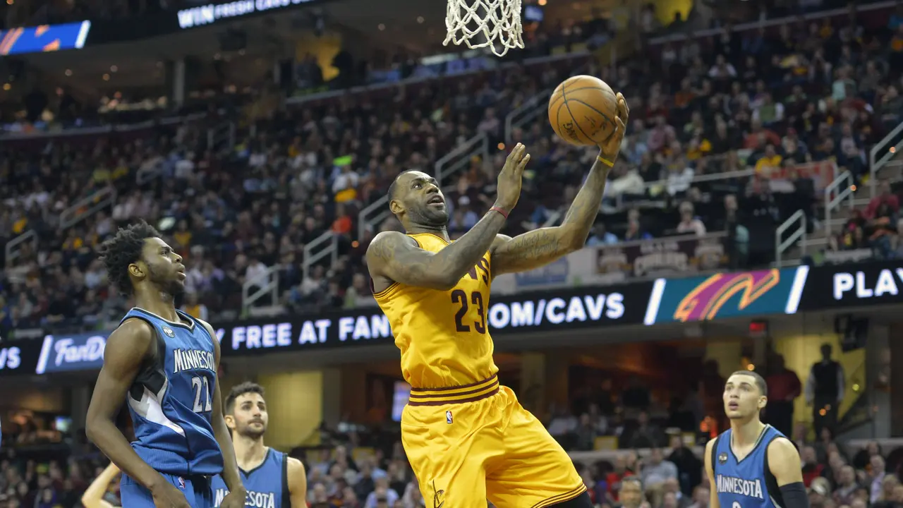 Cleveland Menang Perdana Bersama Pelatih Baru