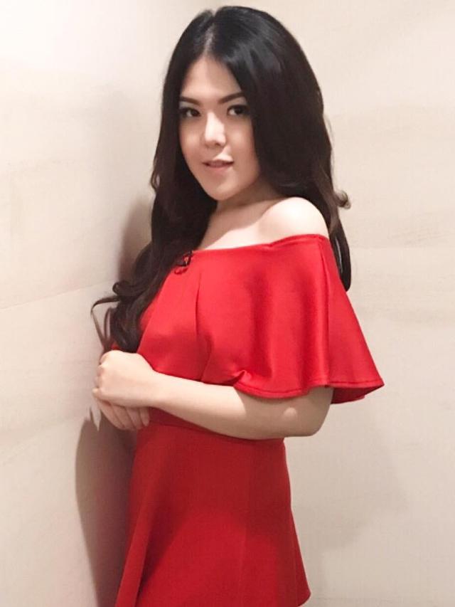 [Bintang] Tina Toon