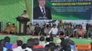 Citizen6, Lampung: MKP SCS dan Sekda Prov.Lampung Berlian Tihang juga melakukan buka puasa bersama dengan masyarakat nelayan dan keluara di PPP Lampasing. (Pengirim: Efrimal Bahri)