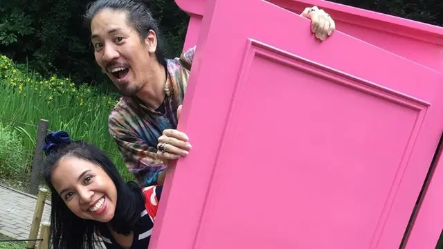 6 Potret Kebersamaan Arina 'Mocca' dan Hiroaki Kato yang Sudah Sah Jadi Suami-Istri