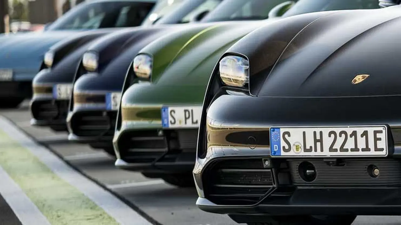 Porsche siapkan penantang baru untuk Tesla dan BMW