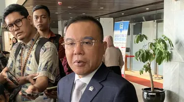 Wakil Ketua DPR Sufmi Dasco berbicara mengenai RUU Mahkamah Konstitusi (MK). (Liputan6.com/ Delvira Hutabarat)