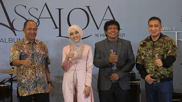 Assalova Schissandra saat peluncuran albumnya