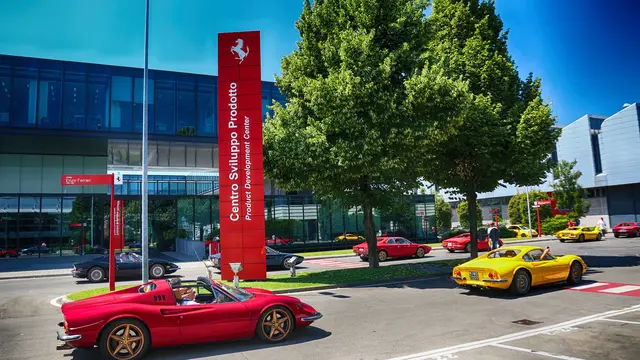 Kerennya Perayaan 50 Tahun Ferrari Dino di Maranello (Foto:Istimewa)