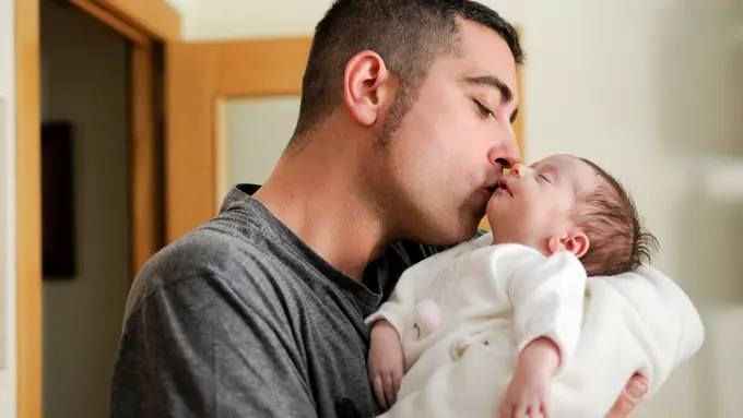 Kenali Hal Simple yang Membantu Ayah Baru di 40 Hari Pertama: Lebih Siap, Tenang, dan Dekat dengan Si Kecil