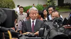 Presiden Japan International Cooperation Agency (JICA) Akihiko Tanaka memberikan keterangan pers usai menemui Presiden Joko Widodo di Istana Negara, Jakarta, Kamis (12/2/2015). (Liputan6.com/Faizal Fanani)