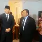 Gubernur Ahok bersama pejabat di lingkungan Pemprov DKI di Balai Kota, Jakarta Pusat, Jumat (27/11/2015). (Liputan6.com/Ahmad Romadoni)