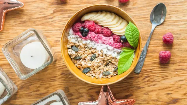 7 Ide Olahan Biji-Bijian untuk Menu Diet Sehat dan Bergizi (photo by freepik.com)