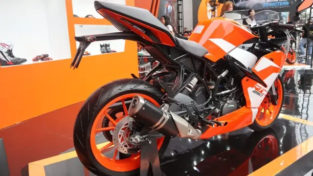 KTM RC 250 SE