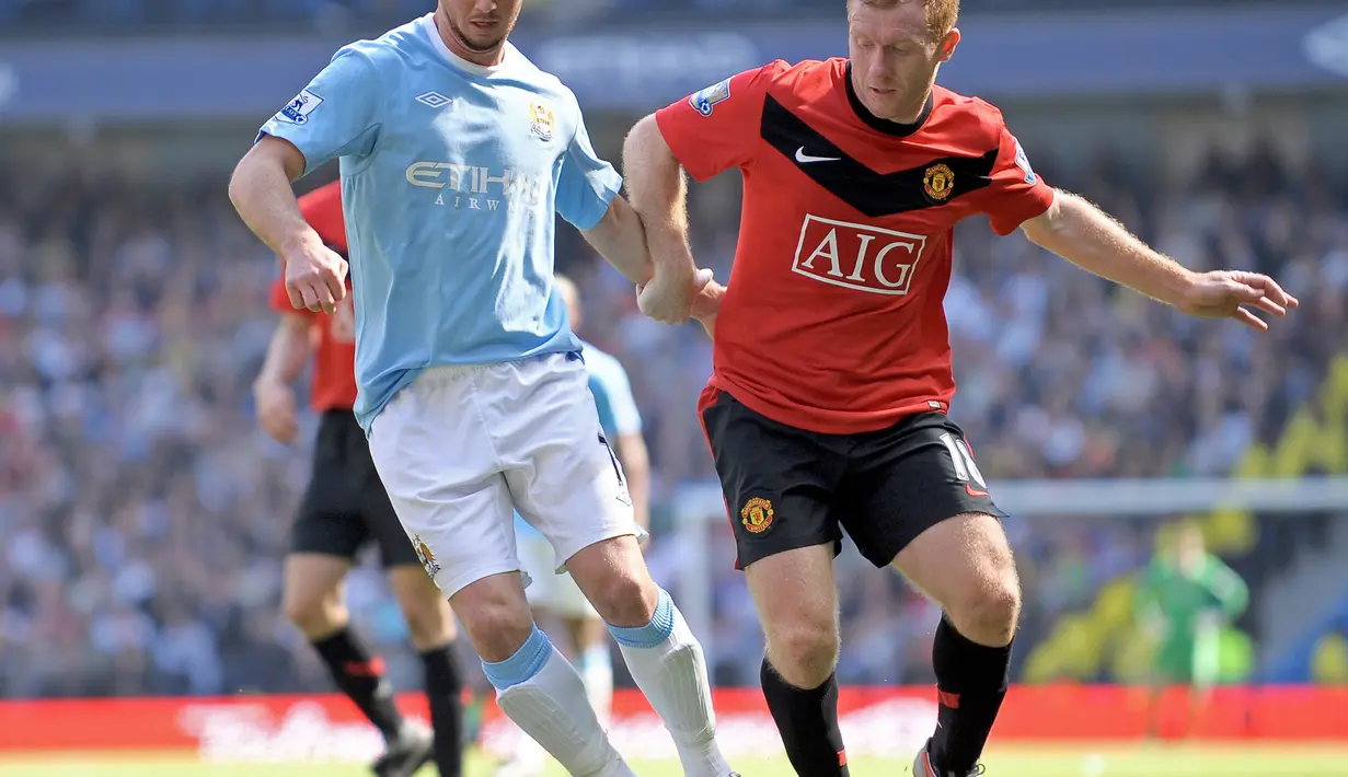 3. Stephen Ireland - Mantan pemain Manchester City tersebut mengungkapkan rasa menyesalnya berkarier di sepak bola. Ia mengungkapkan penyesalan bisa terjebak di olahraga yang tidak pernah ia sukai. (AFP/Andrew Yates)