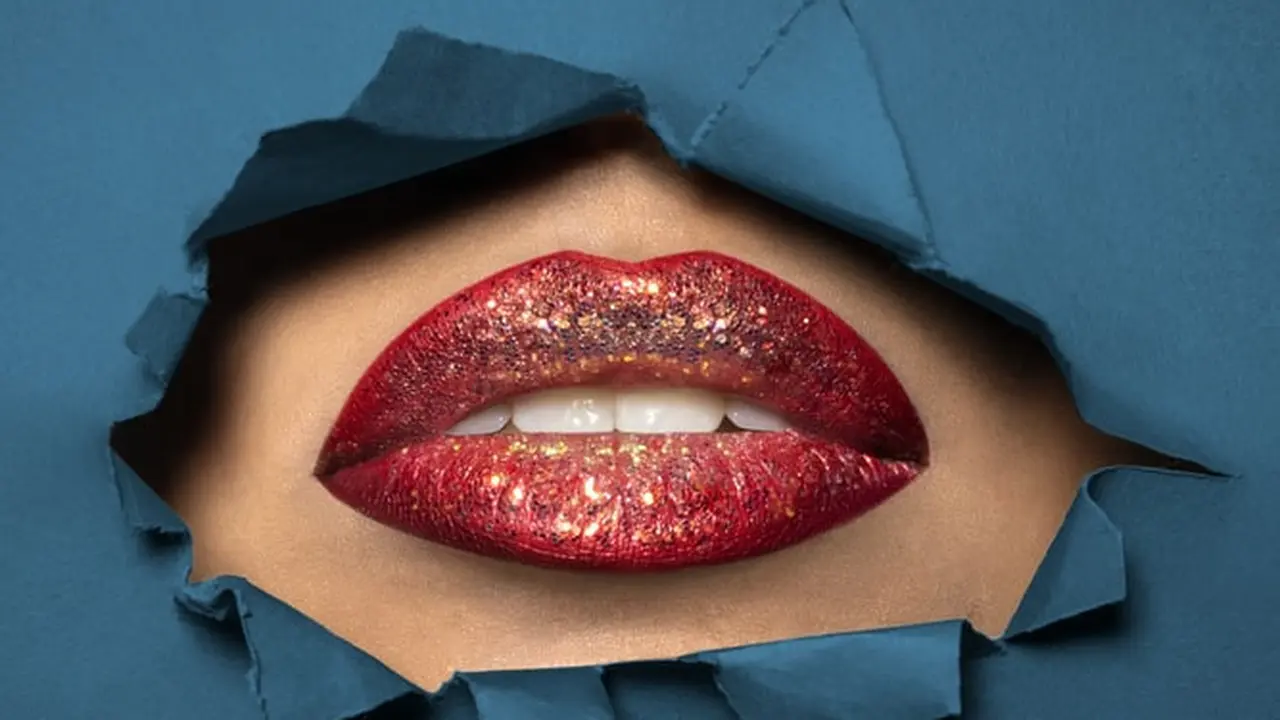 Ilustrasi Bibir