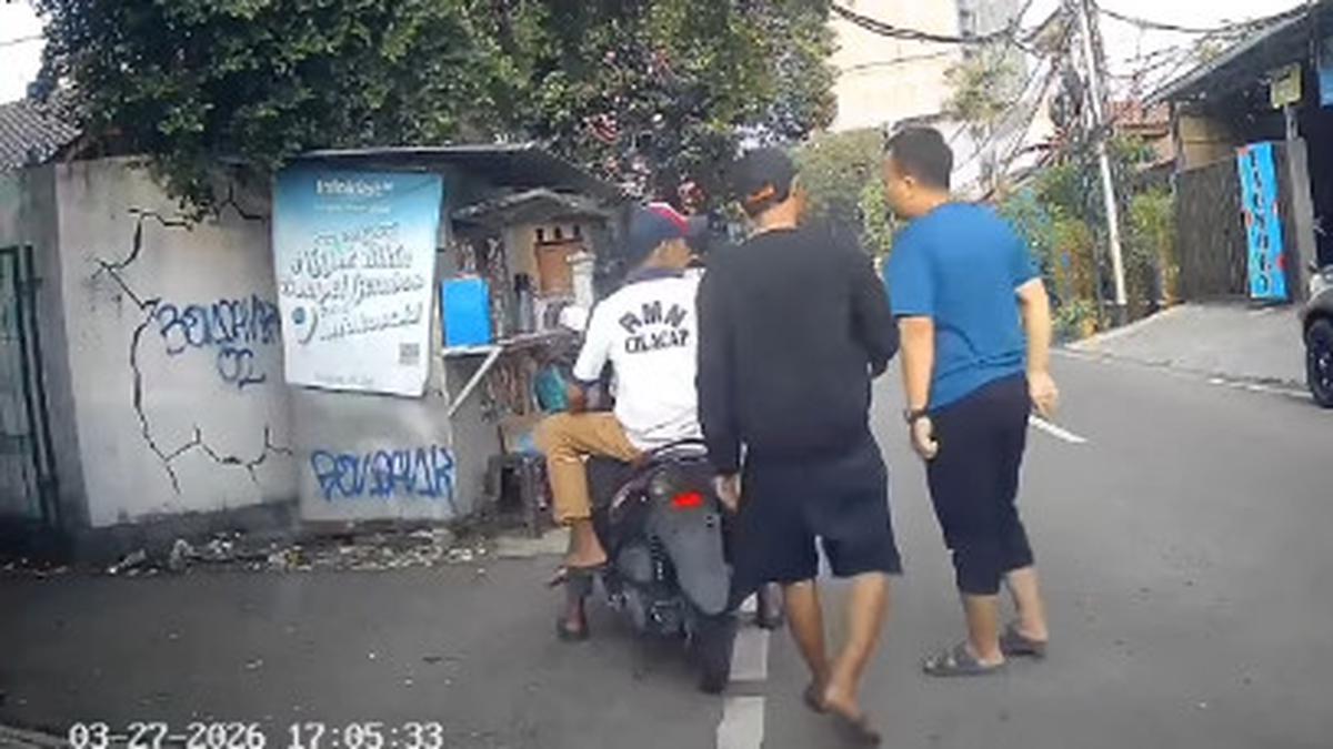 Viral Aksi Pemalakan Pengendara Mobil di Kebon Kacang Jakpus, Polisi Turun Tangan