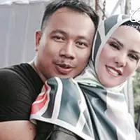 Serasa dunia milik berdua, ini lagu Angel Lelga dan Vicky Prasetyo  bikin wargenet kesengsem.