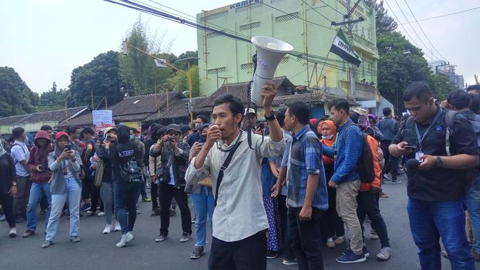 Ribuan mahasiswa Yogyakarta menggelar aksi gejayan memanggil pada Senin, 23 September 2019 (Liputan6.com/ Switzy Sabandar)