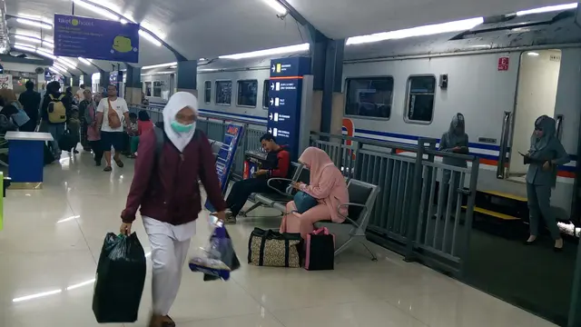 Pemudik dari Ibu Kota Dominasi Kepadatan Arus Mudik Lebaran 2019 di Stasiun Malang
