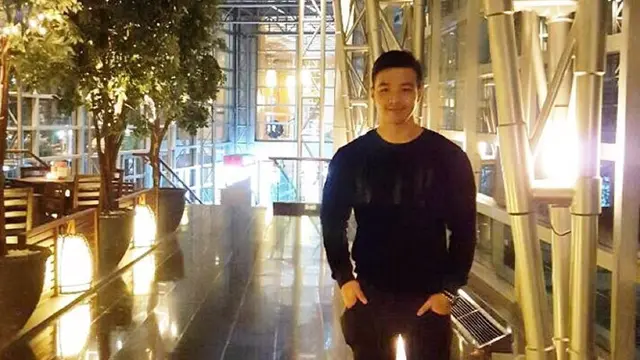 6 Potret Himawan Hermanto, Adik Tina Toon yang Tak Kalah Memesona