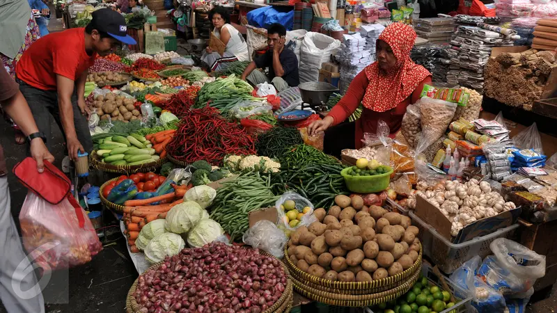 20150827-Kenaikan Harga Sembako Bikin Daya Beli Turun-Jakarta