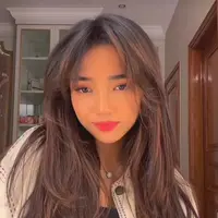 Fuji mempertahankan rambut panjangnya setelah sekian lama terlihat dengan panjang yang tanggung. [Foto: Instagram/fuji_an]