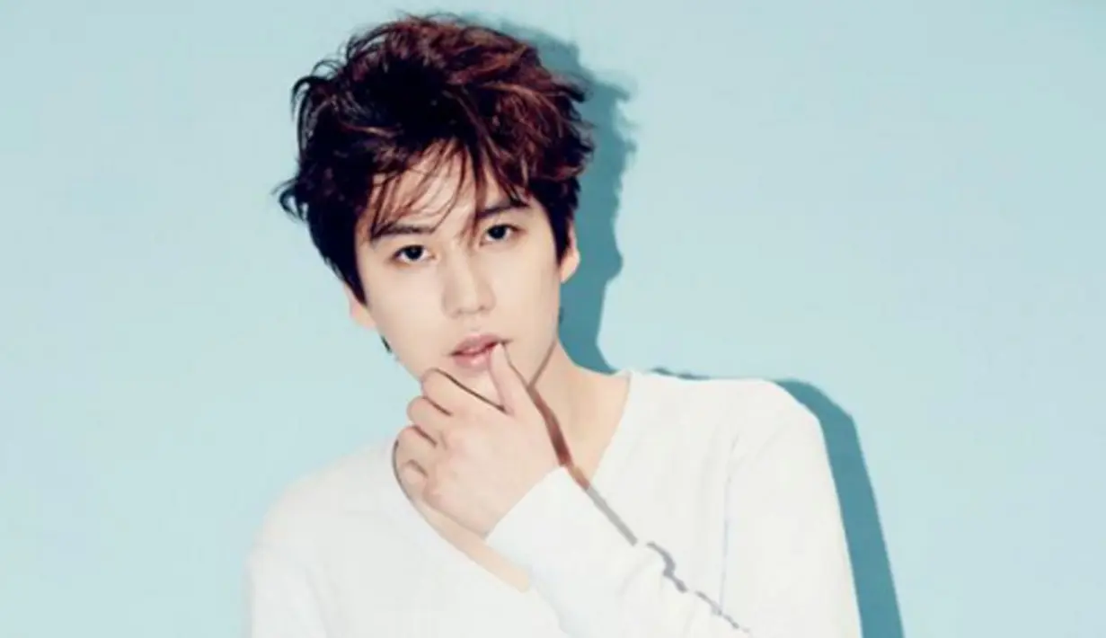 Kyuhyun Super Junior menjalani masa trainee hanya 3 bulan saja. Ia pun dipilih menjadi vokal pendukung di grup Super Junior. (Foto: soompi.com)