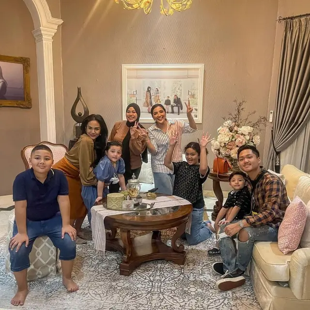 Ashanty di Rumah Krisdayanti