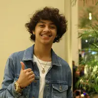 Chelsea Islan terlihat dekat dengan putra artis Marini Zumarnis, Daffa Wardhana. Lantas seperti apa komentar Bastian Steel melihat keduanya dekat. (Nurwahyunan/Bintang.com)